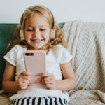 5 najlepszych edukacyjnych aplikacji na telefon dla dziecka