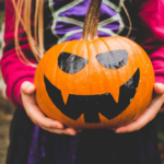 Halloween 2021: przebrania i gadżety z sieciówek dla dzieci