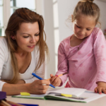 Edukacja domowa — na czym to polega? Plusy i minusy
