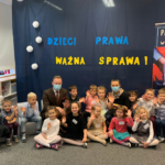 Rada Dzieci w gdańskim przedszkolu pokazuje dorosłym jak się debatuje