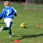 Szkółka piłkarska — kiedy zapisać dziecko?
