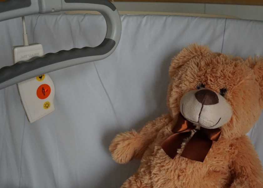 Epidemia wśród dzieci? RSV kolejny rok z rzędu atakuje ze zdwojoną siłą