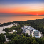 Hotel nad morzem idealny dla rodzin z dziećmi – sprawdzamy atrakcje w Havet Hotel w Dźwirzynie