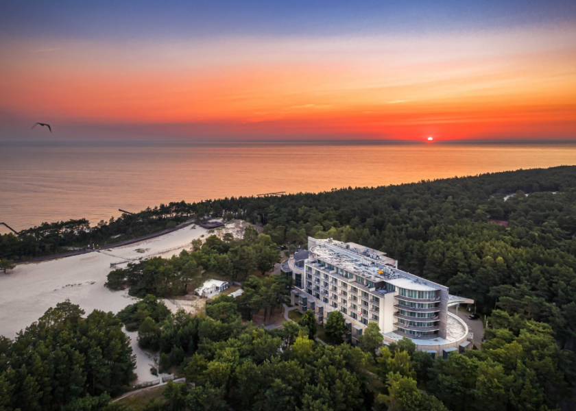 Hotel nad morzem idealny dla rodzin z dziećmi – sprawdzamy atrakcje w Havet Hotel w Dźwirzynie