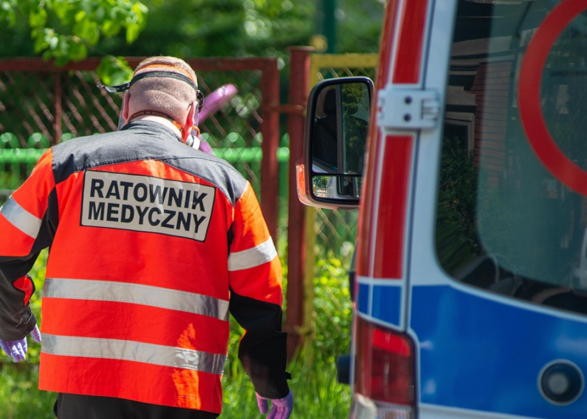 Tragiczny wypadek w szkole. Dziewięciolatka zadławiła się cukierkiem