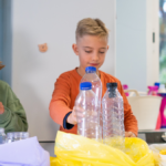 Jak nauczyć dziecko segregować śmieci? Proste sposoby i zabawy